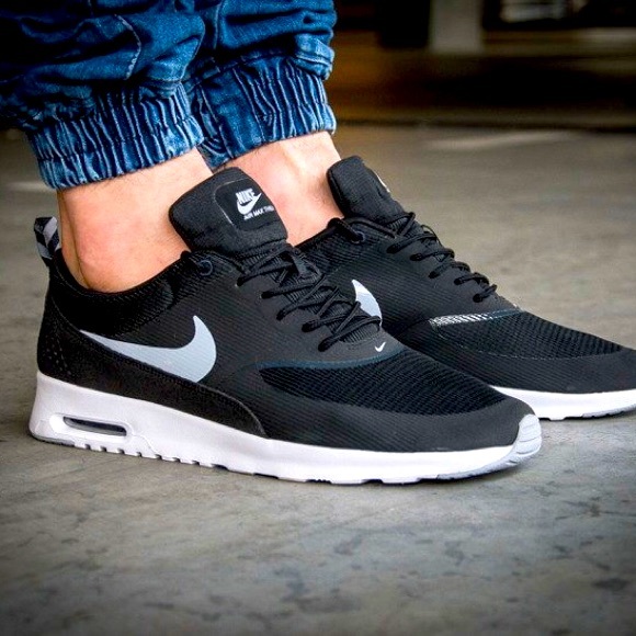 womens thea trainers